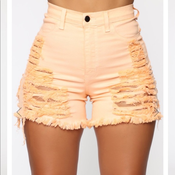 FashionNova shorts size 9 - Picture 1 of 6